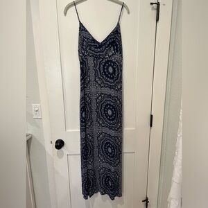Forever 21 Navy and White Dress